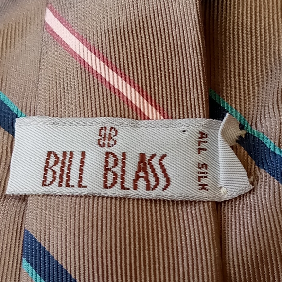 Men's Vintage Bill Blass and Berry Burk Collab Silk Necktie - Picture 3 of 6